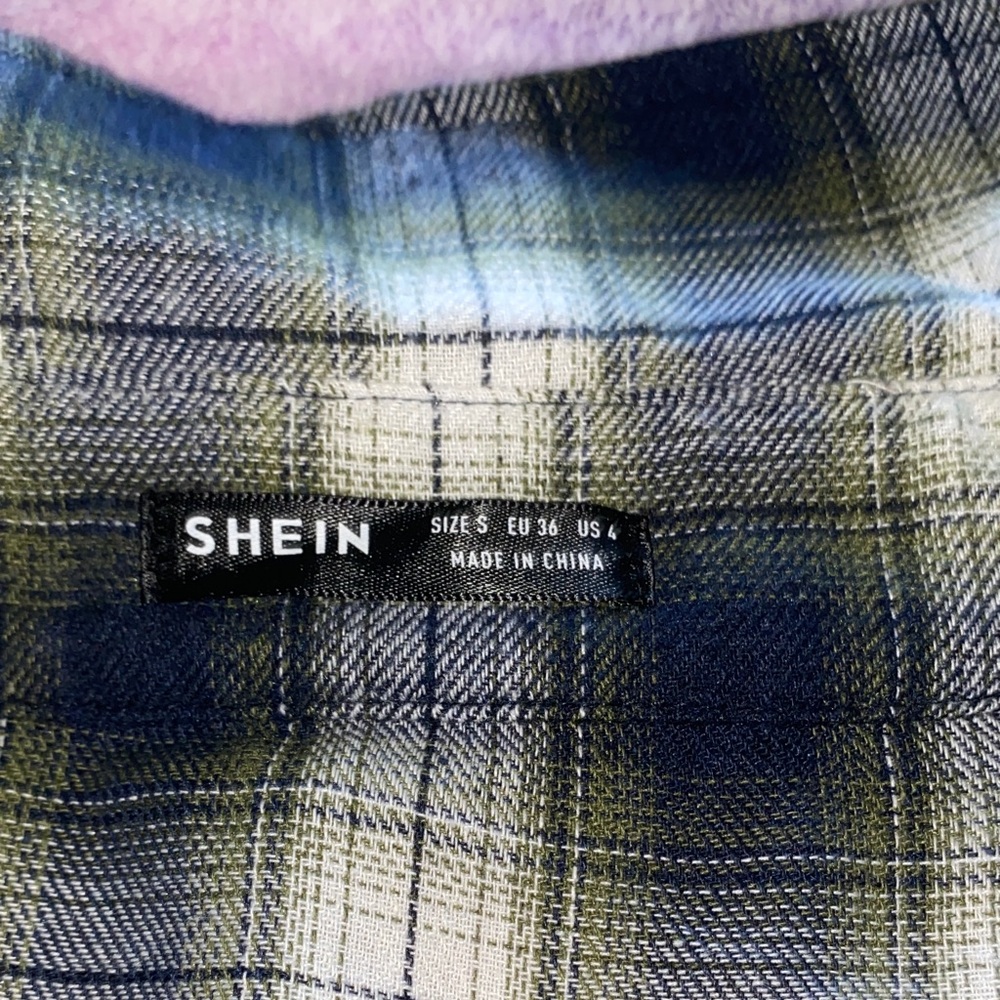 Plaid Button-Up Shirt - Picture 4 of 5